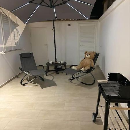 Teddy'S Home Luminoso Accogliente E Moderno 리케일 외부 사진