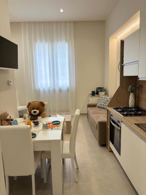 Teddy'S Home Luminoso Accogliente E Moderno 리케일 외부 사진