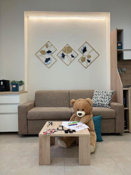 Teddy'S Home Luminoso Accogliente E Moderno 리케일 외부 사진
