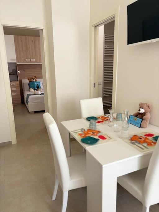 Teddy'S Home Luminoso Accogliente E Moderno 리케일 외부 사진