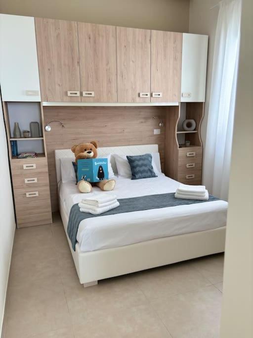 Teddy'S Home Luminoso Accogliente E Moderno 리케일 외부 사진
